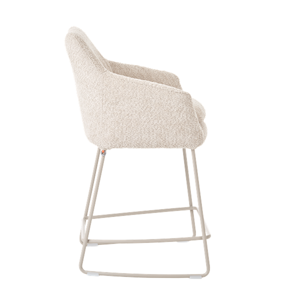 Chaise hauteur plan de travail avec accoudoirs et pieds bois