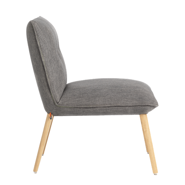 Chaise loungeavec pieds bois