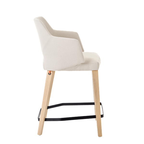 Chaise hauteur plan de travail avec accoudoirs et pieds bois
