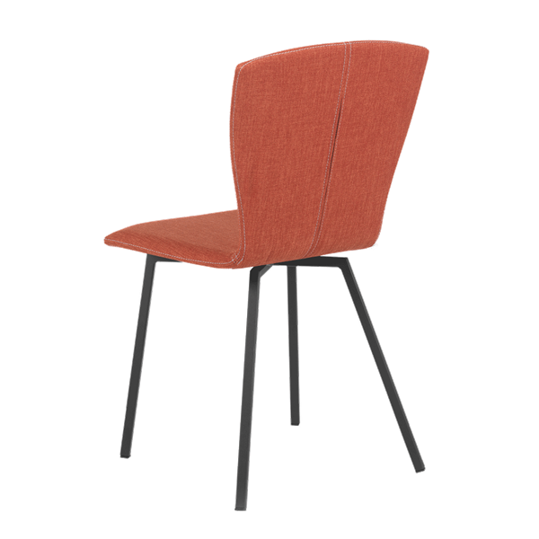 Chaise avec pieds métalliques